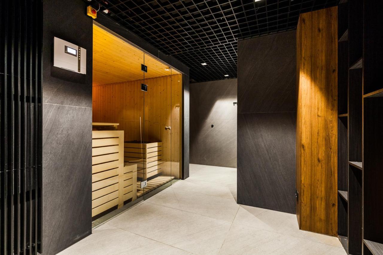 Uroczy Apartament W Centrum Starego Miasta グダニスク エクステリア 写真